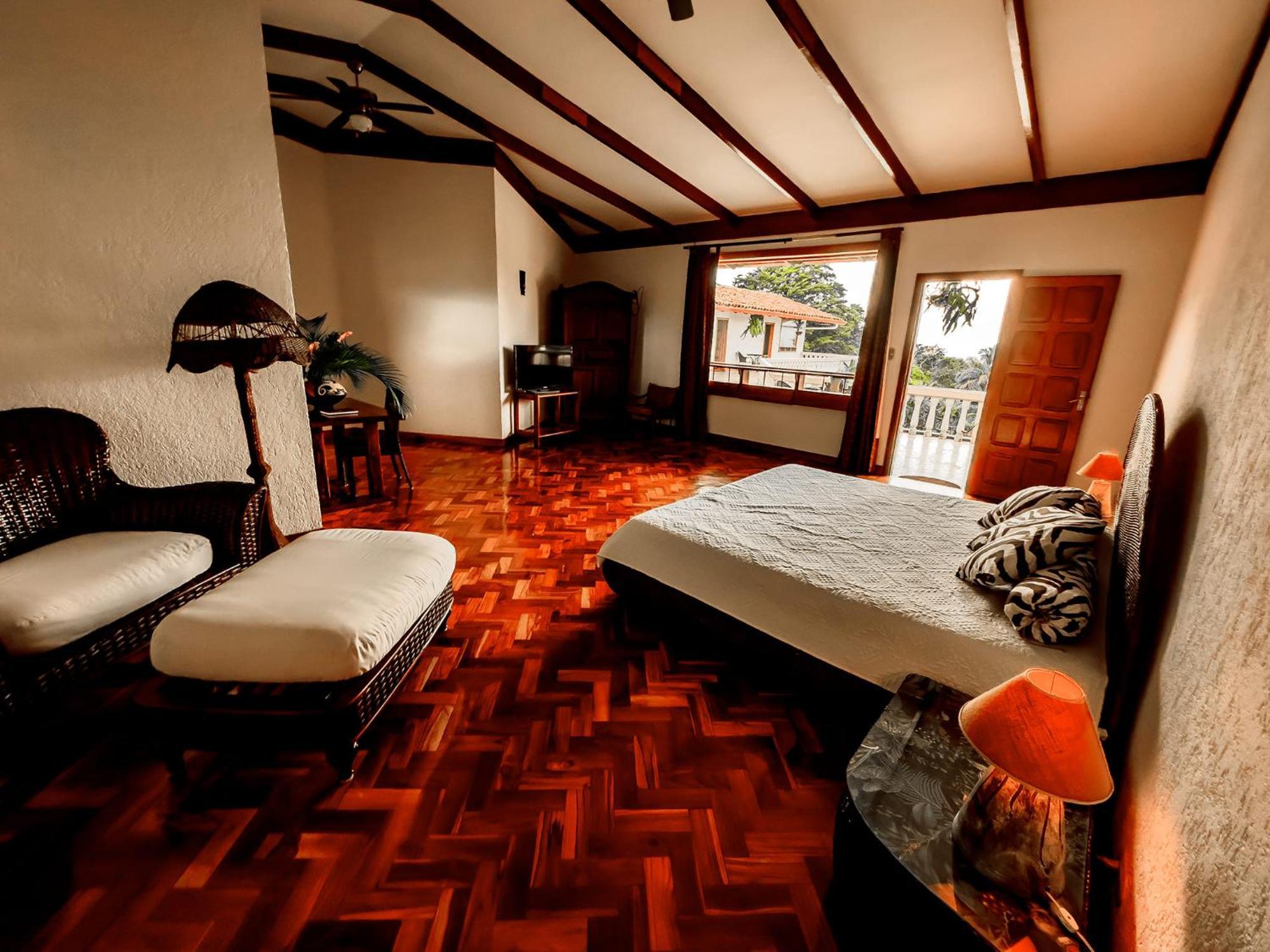 Canal Grande Lodge Piedades 外观 照片